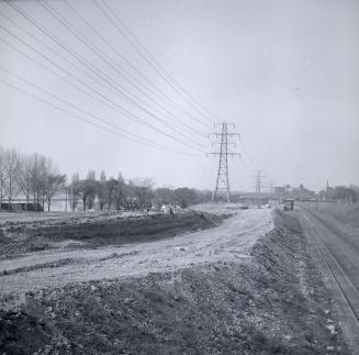 Gardiner Expressway, looking west from Dowling Avenue, during construction