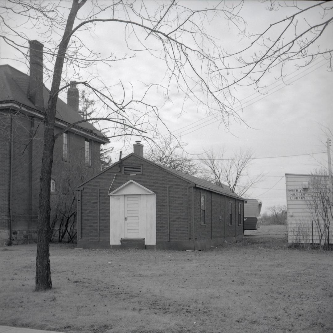 Gibson, , house, Yonge Street, west side, south of Park Home Avenue