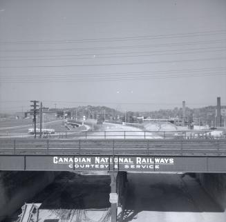 Kingsway South, looking north from Gardiner Expressway