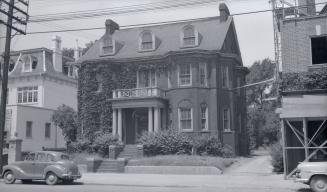 Baines, Allen, house, Bloor Street West, north side, e