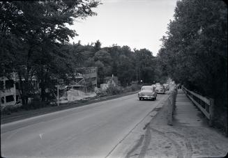 Yonge Street looking north from north of Ivor Road