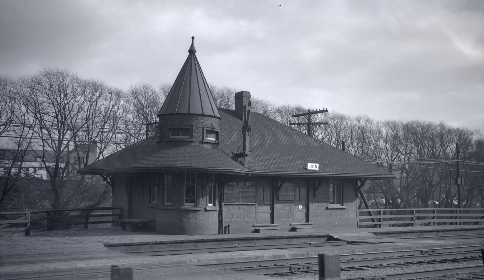 Don Station (C.N.R. & C.P.R.), west side Don River, south of Queen Street East, looking southeast