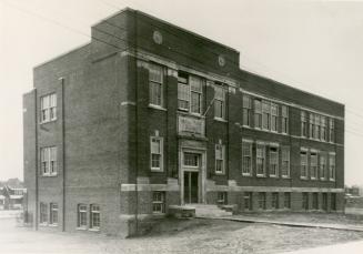 Adam Beck Public School, Scarborough Road, southwest corner Swanwick Avenue