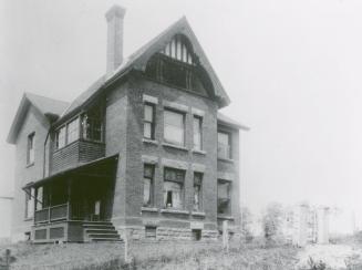 Mackintosh, Donald M., house, Morningside Avenue, northwest corner Kennedy Avenue