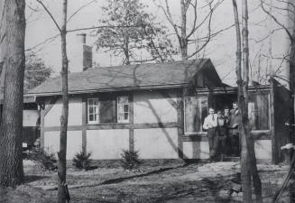 Meadows, Clifford, house, Harcroft Road, east side, between Olympus Avenue & Bloor Street West