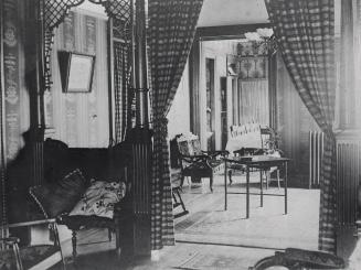 High Park Sanitarium, Gothic Avenue, west side, west of Quebec Avenue, INTERIOR, sitting room