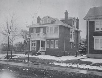 Reade, J. Bolton, house, Glencairn Avenue, southeast corner Duplex Avenue, Toronto, Ontario. Im…