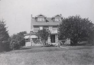 Playter, Richard, house, Playter Crescent, north side, at head of southern section of Playter Boulevard, looking n