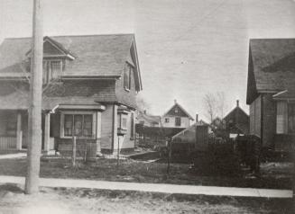 Dean, Richard Thomas, house, Davisville Avenue, south side, between Mount Pleasant &amp; Forsyt…