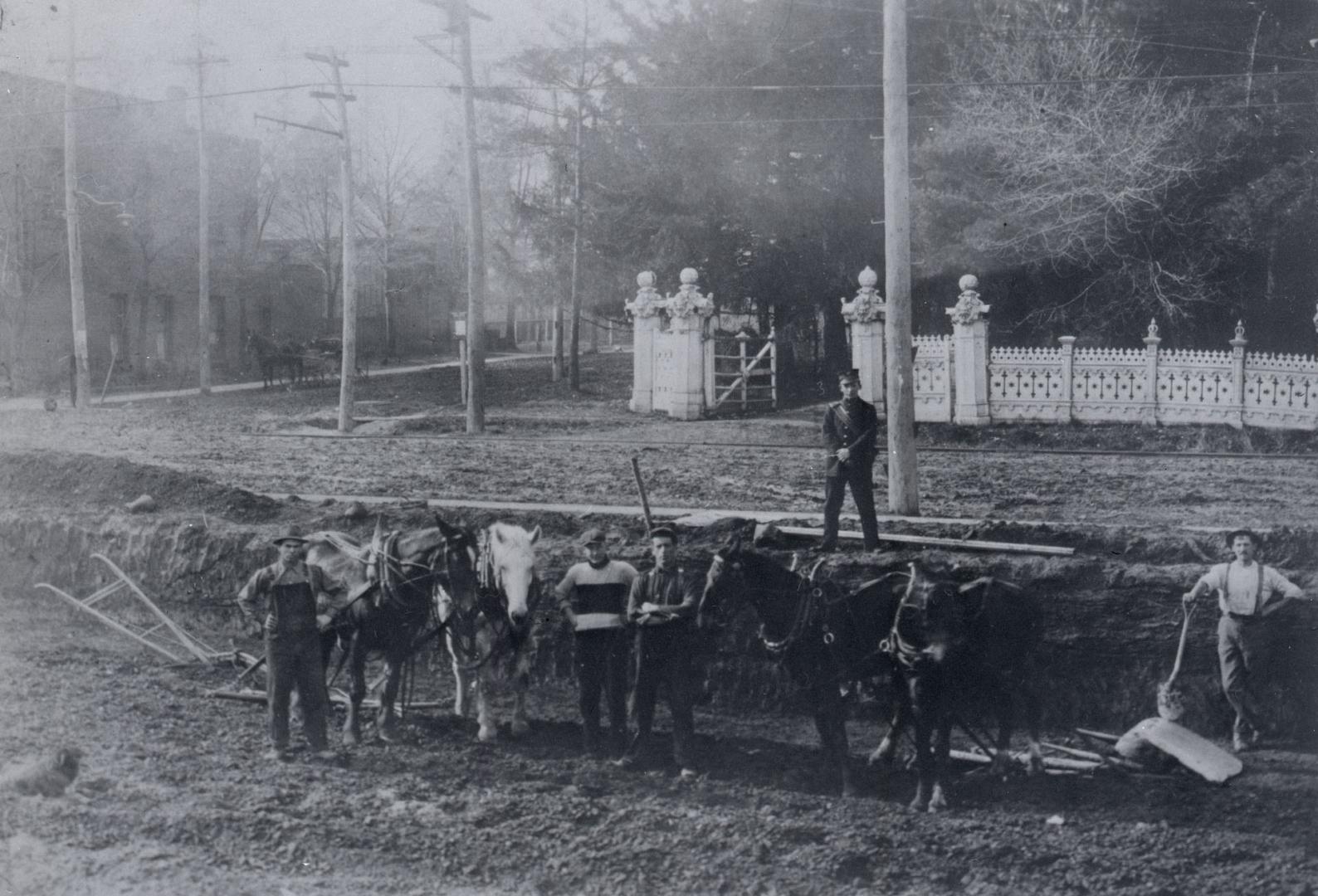 Yonge Street looking west across Yonge Street to gates of W. G. Ellis' house, Yonge Street, nor…