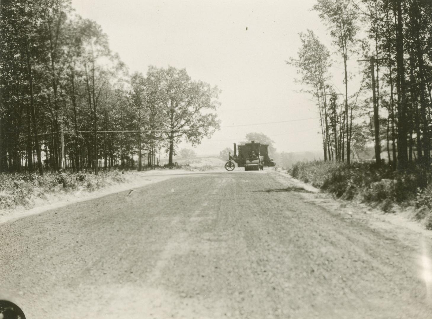 Edenbridge Drive, looking e. across Royal York Rd