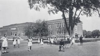 Bedford Park Public School, Ranleigh Avenue, south side, between Yonge Street and Mount Pleasan…