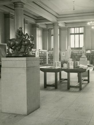 Toronto Public Library, Central Library, College St