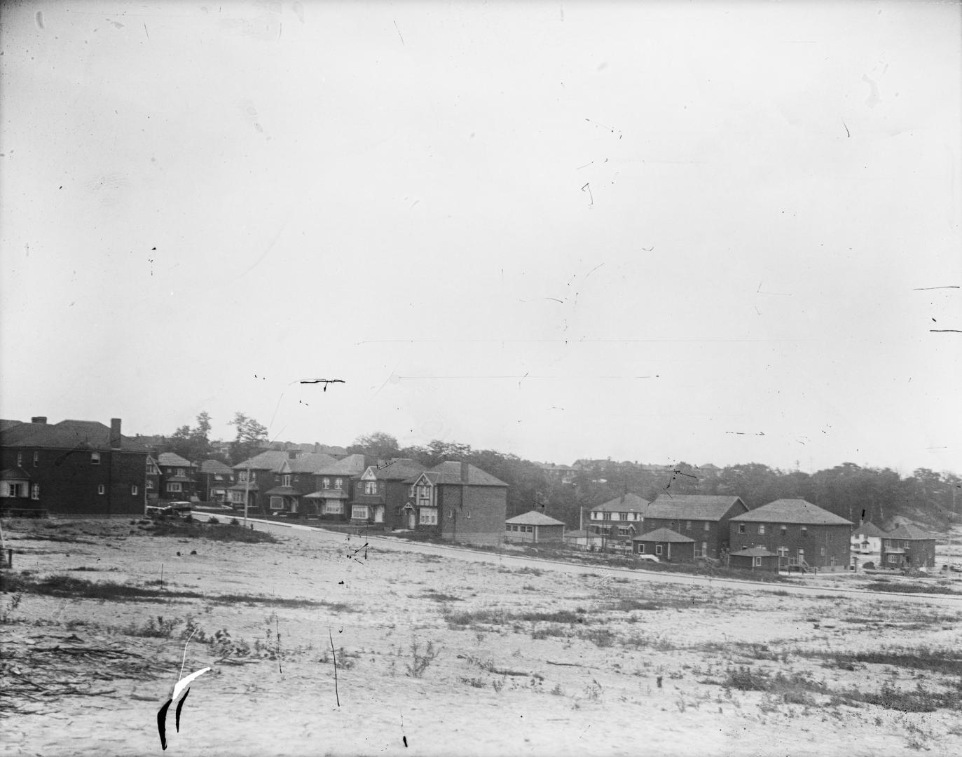 Kingsway South, looking southeast, east side of Kingsway South, around Verbena Ave