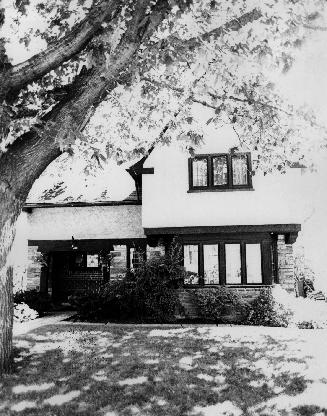 House, 269 Oriole Parkway, east side, north of Imperial Street, Toronto, Ontario. Image shows a…