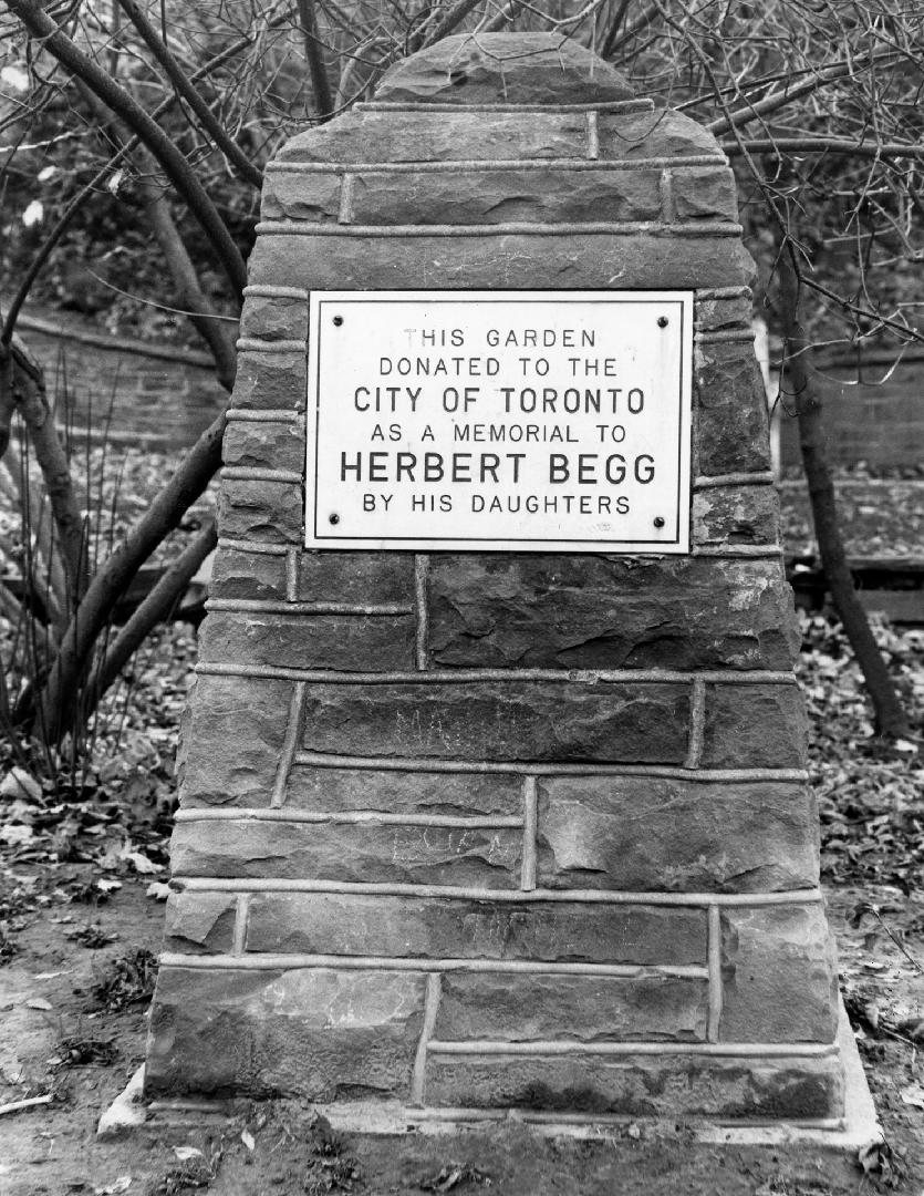 Herbert Begg plaque, Begg Parkette, Lytton Boulevard, southeast corner of Alexandra Boulevard, …