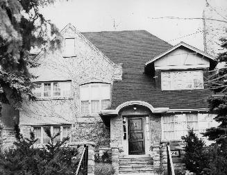 John Firstbrook House, St. Edmunds Drive at Weybourne Crescent, Toronto, Ontario. Image shows a…