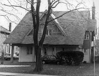 House, 49 Glenview Avenue, south side, east of Duplex Avenue, Toronto, Ontario. Image shows the…