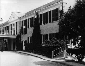 Rosedale Golf Club clubhouse, Mount Pleasant Road, east side, north of Teddington Park Avenue, …