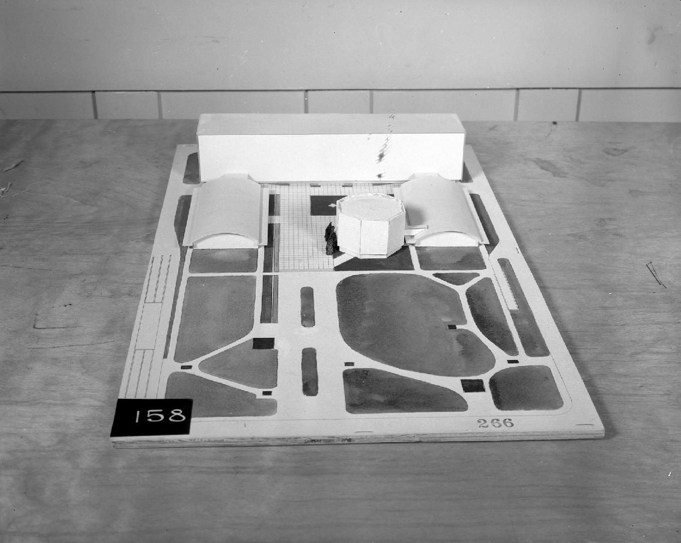 E. M. Dunham Jr. entry, City Hall and Square Competition, Toronto, 1958, architectural model