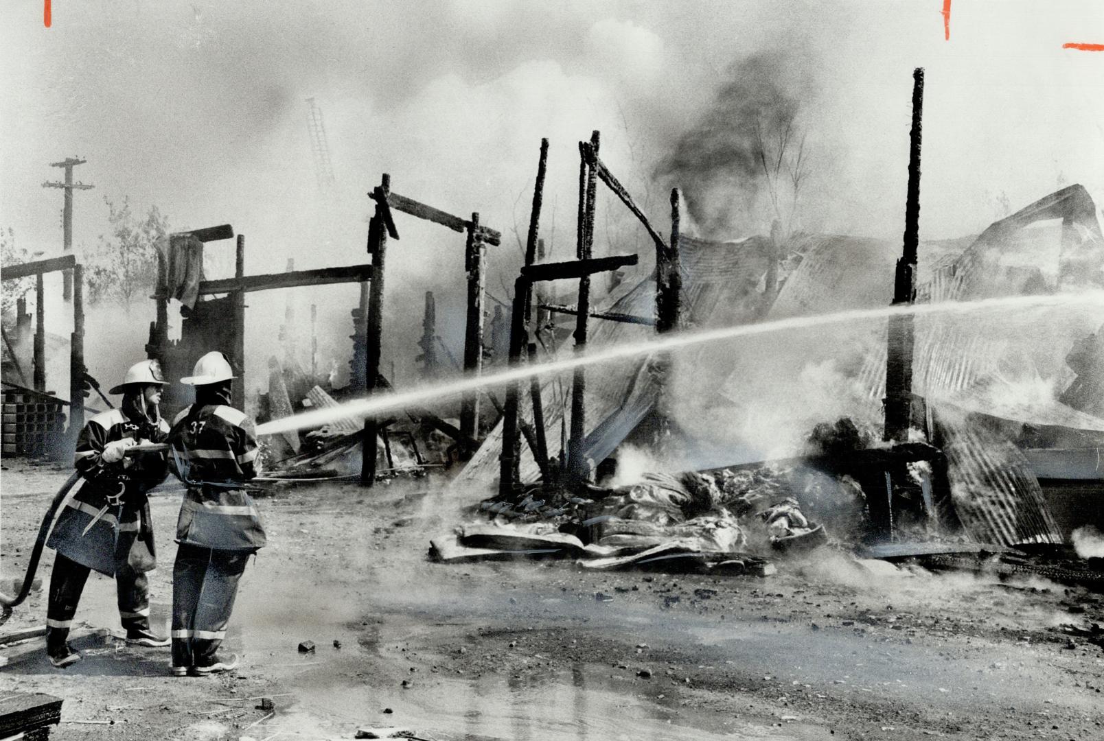 Fire guts whitby shed. A $25,000 fire that gutted a supplies storage shed and destroyed the contents yesterday in Whitby sent clouds of smoke billowin(...)