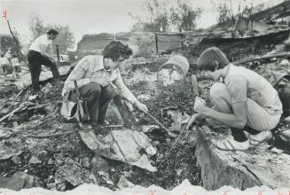 Looking for family mementoes and anything they can salvage ruins of family home after Cobalt fire are Mrs