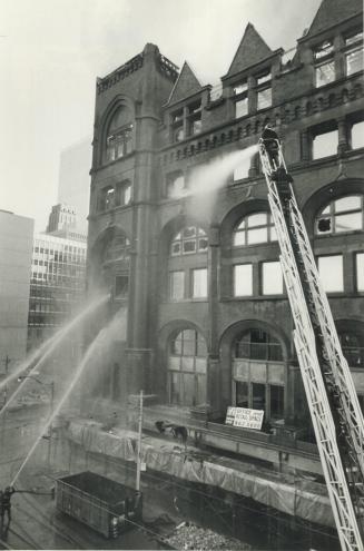 Accidents - Fires - Toronto - Confederation Life 1981