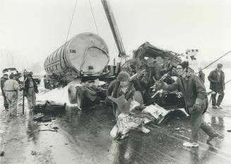 Accidents - Motor - 1979, January 25 - Bus north of Barrie