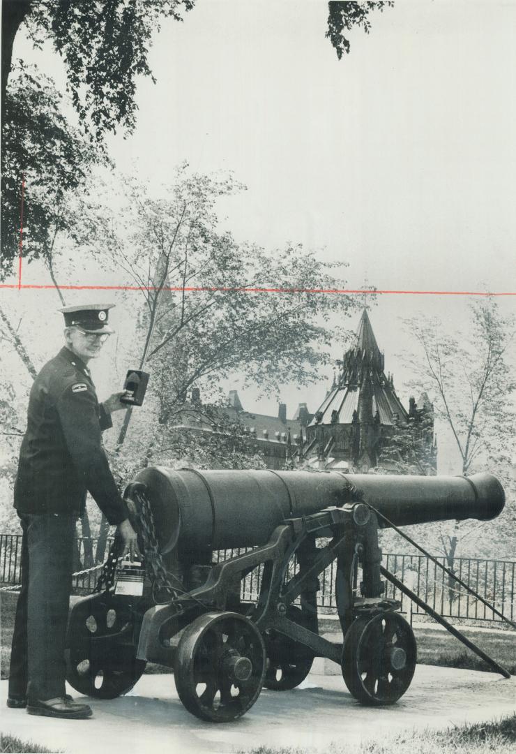 The noonday gun firing in Ottawa is one of our most traditional ceremonies