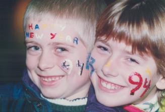 Jonathan Gooder (l) and sister Katie