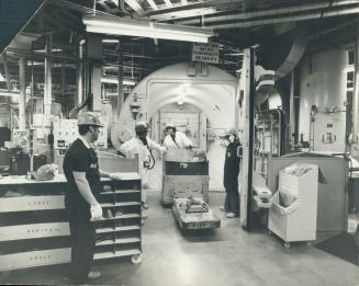 Atom - Power Stations - Canada - Ontario - Pickering - Interior - Before 1979