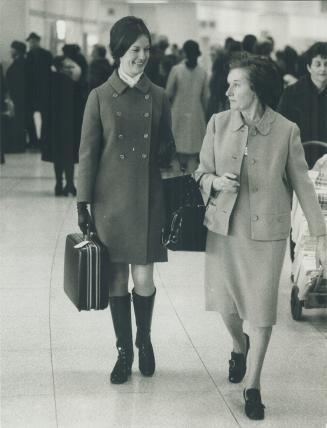 World traveler Winifred Patterson, a senior stewardess for Air Canada, says Toronto has less warmth than some cities she's visited. But after a settli(...)