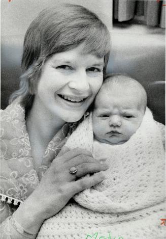 Bonny Wee Bonnie. The first girl in the Fraser family in 112 years is Bonnie Lynn, born Thursday in Scarborough Centenary Hospital and held by her mot(...)