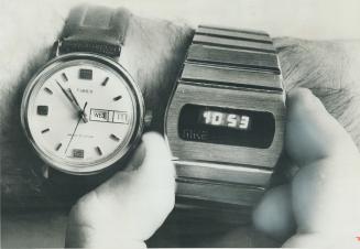 Is time running out for the old-style wristwatch? No indeed, says Timex of Canada, which will sell more than half of the 5.5 million watches in Canada(...)