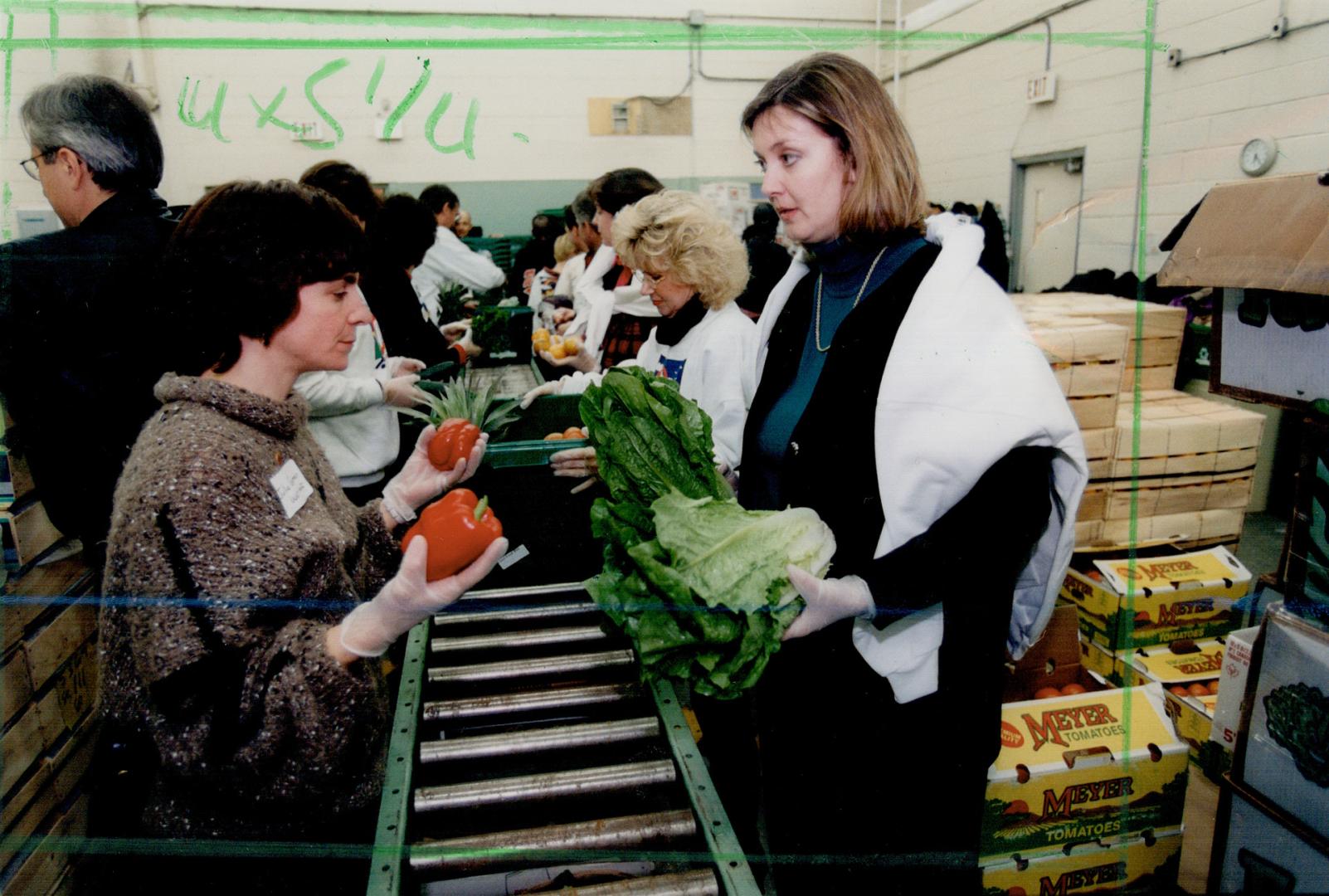 Field of Table Toronto, Volunteers Julia Gorman (left) and Darlene Edwards