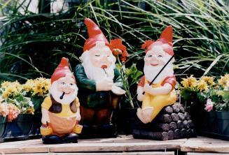 Gardens and Gardening - Garden Ornaments, Statuary, etc