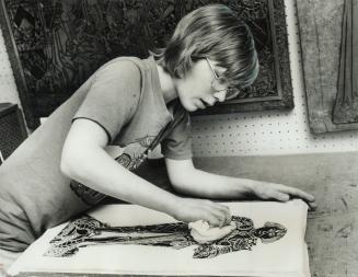 Grass rubbing has become popular in old churches in England in the last few years with people eagerly on their knees transferring the etchers to paper(...)