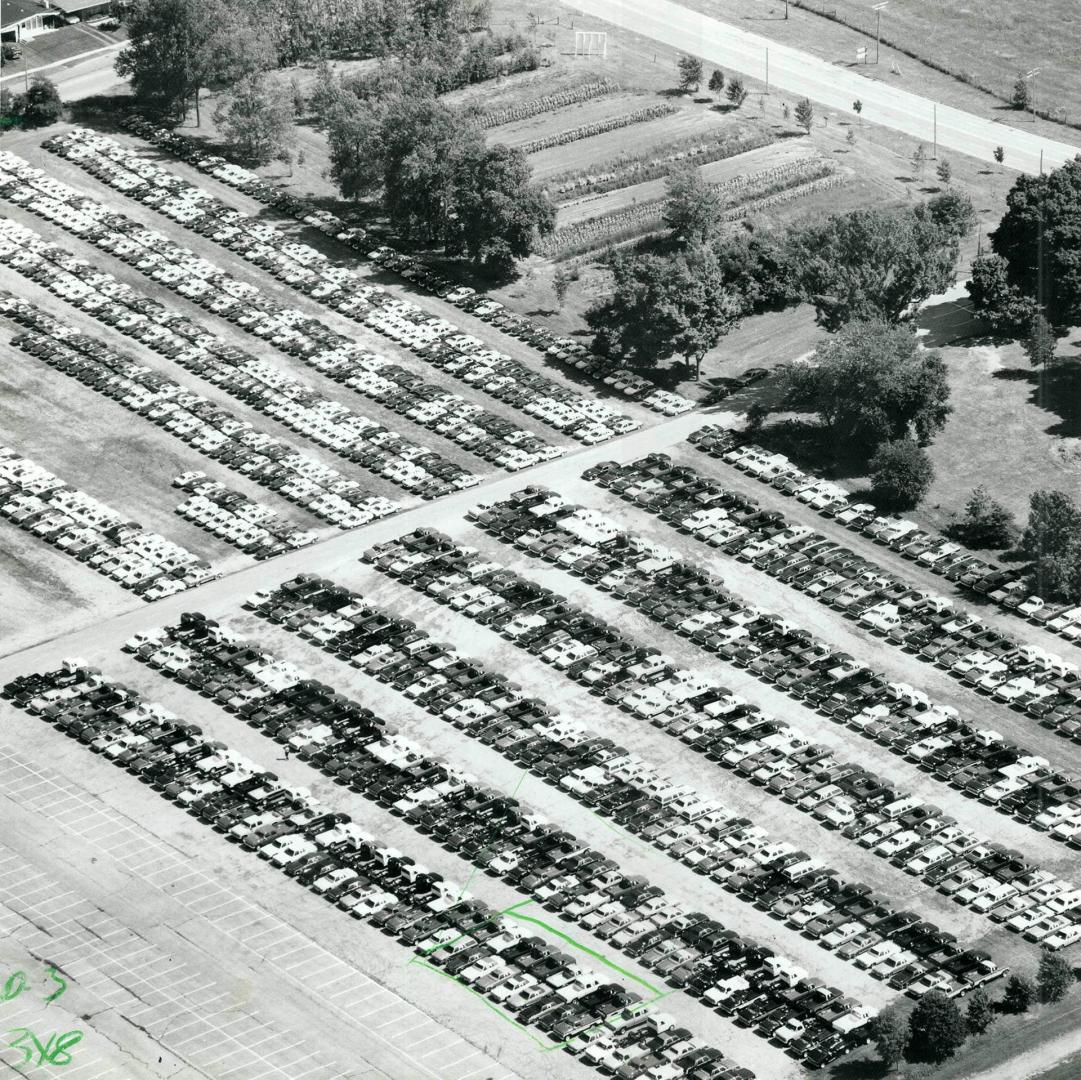 These cars have no pickup, A Strike by 20,000 truck drivers in the United States has stranded thousands of Canadian-made cars awaiting delivery to the(...)