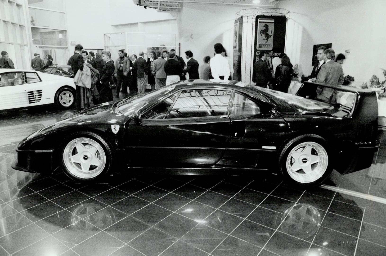 The only Ferrari F40 in Canada was unveiled before more than 500 invited guests this week at Gentry Lane Motors, Toronto. But the U.S.-spec supercar w(...)