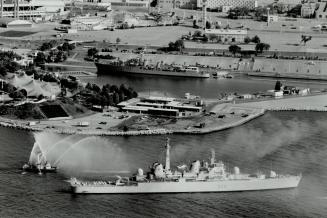 London 'princess' greets men on HMS Bristol, Guided-missle destroyer HMS Bristol passes Ontario Place on Sesqui visit to Toronto. The British ship, do(...)