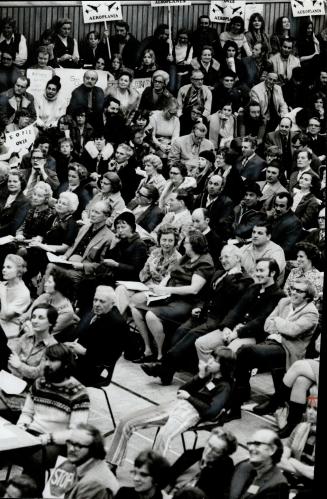 The first stage: The protest against the building of a new international airport in the PIckering area started with a huge mass meeting