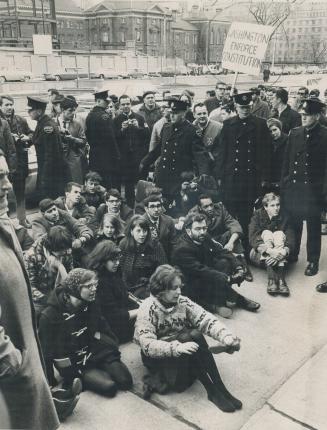 Sit-ins part of group of 220, outside U.S. Consulate on University Ave