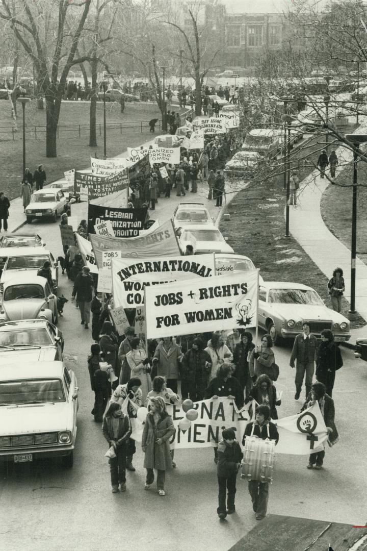 Women marchers demonstrate - and say it with signs