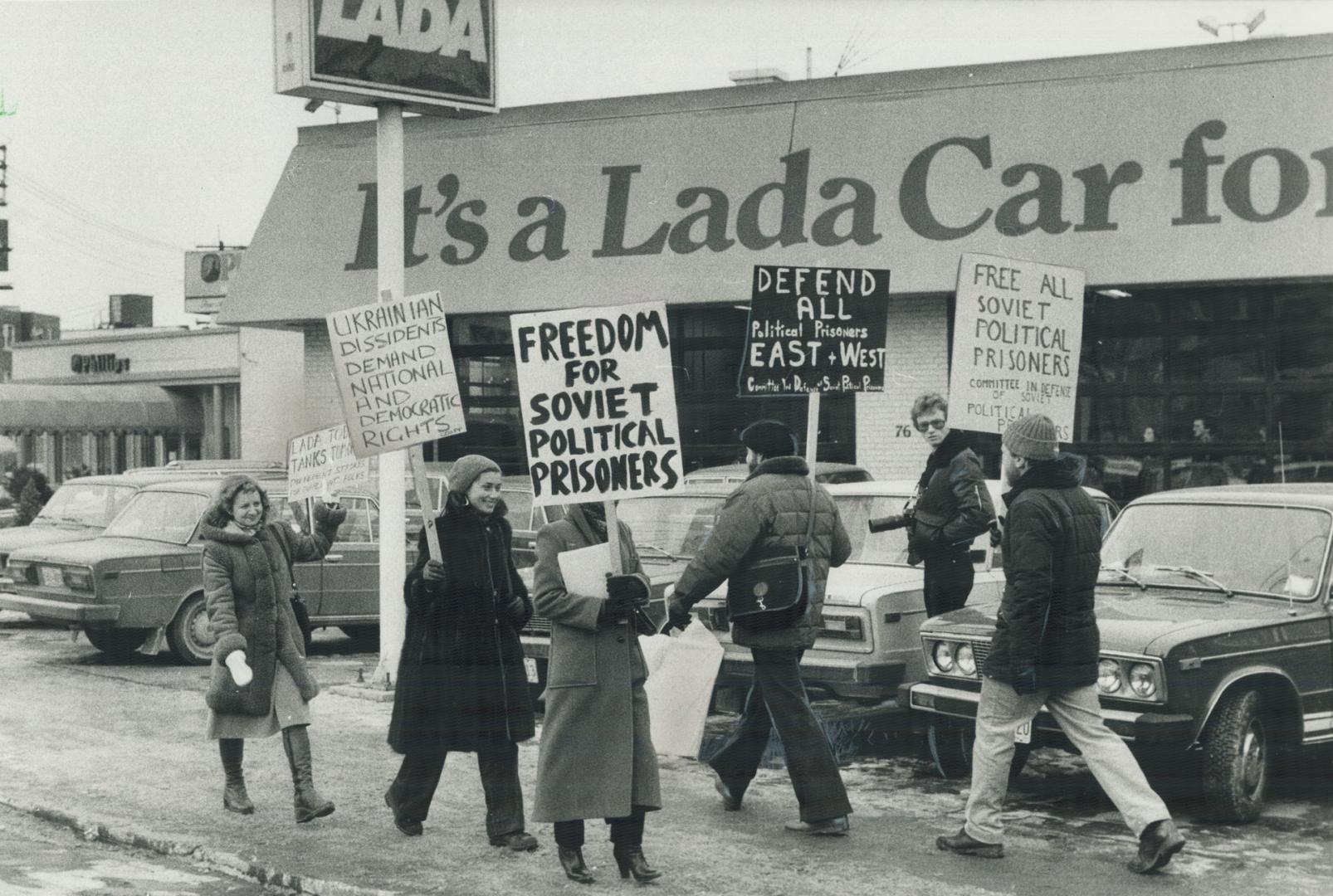 Prison labor protest, Twenty demonstrators marched outside a Davenport Rd