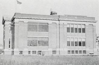 Bedford Park Public School, Ranleigh Avenue, south side, between Yonge Street and Mount Pleasan…