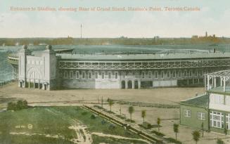 Picture of a large round outdoor stadium.