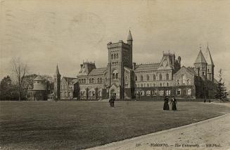 Black and white photo postcard depicting the south-facing exterior of Hart House at the Univers…