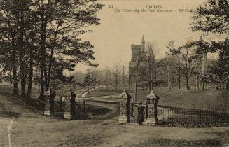 Black and white photo postcard (now sepia-toned) depicting the entrance gates to the park at Un…