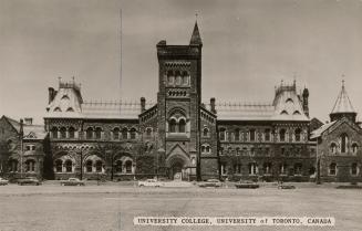 Black and white photograph of a huge, Romanesque Revival style building.