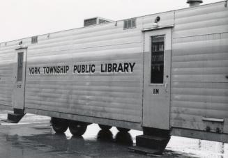 Picture of a bookmobile